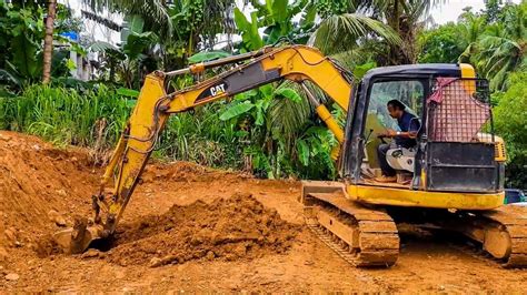 hoiurs on mini excavator|mini excavator training for beginner.